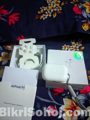 Apple AirPods Pro 2nd Gen - Full Box